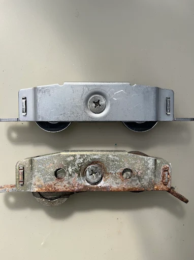 Sliding Door Wheel Replacement in Northeast Florida
